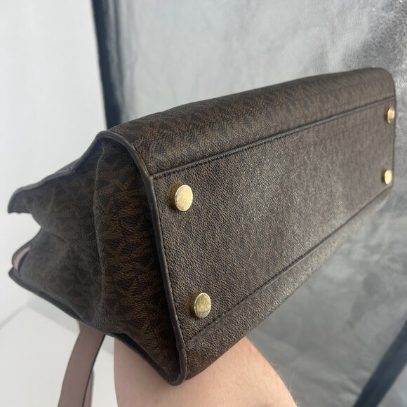 Michael Kors Reagan Large Satchel Signature Brown - Picture 8 of 16